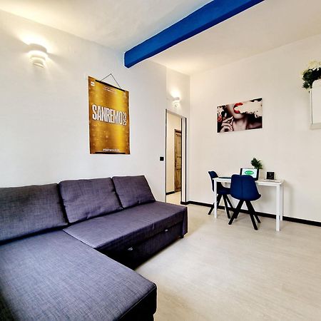 Homeholidaysanremo - Palace エクステリア 写真