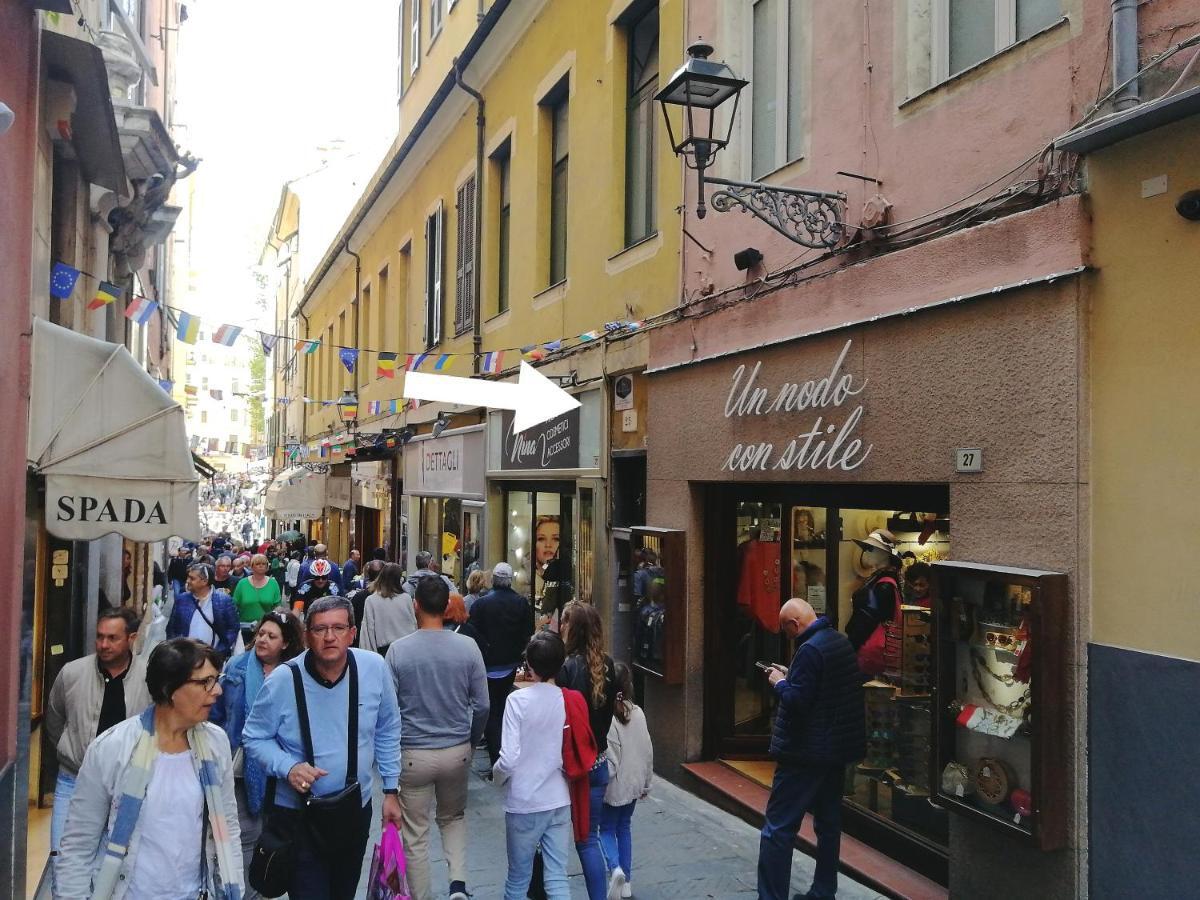 Homeholidaysanremo - Palace エクステリア 写真
